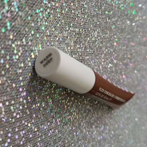 🌟🧚WARM DEEP Milk Makeup DISCONTINUED Flex Concealer NWOBox - Picture 7 of 7